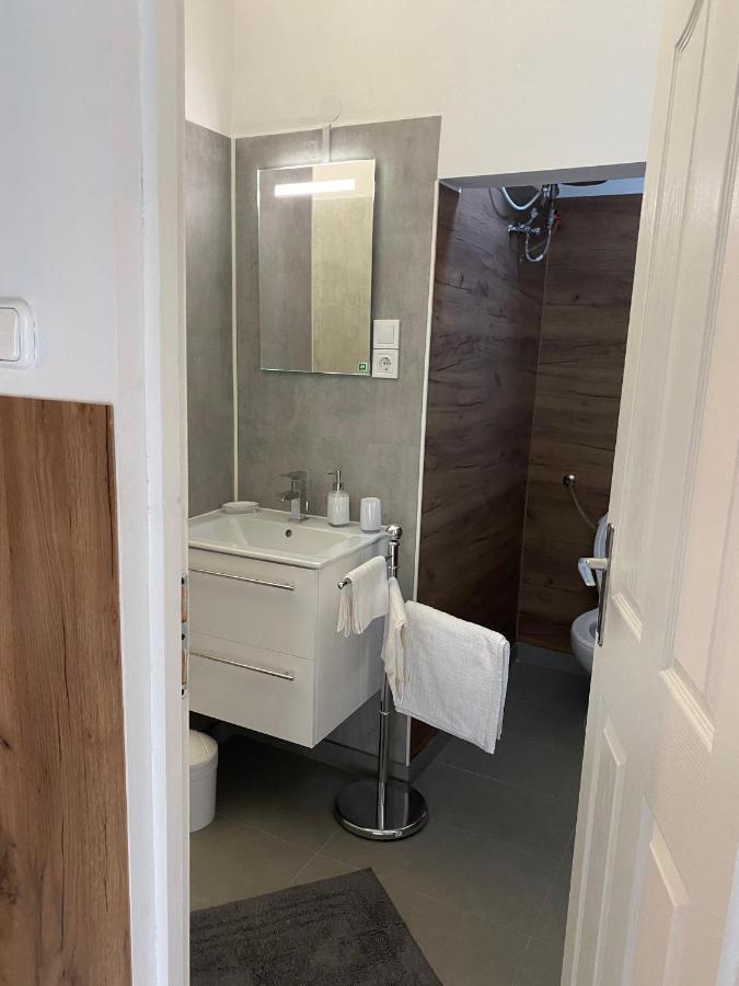 Apartman B Apartment Siofok Bagian luar foto